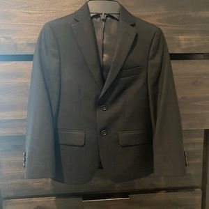 In fantastic condition. My son only wore for photos for 15 minutes.